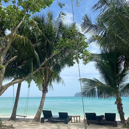 U Rip Resort Phi Phi Hotel Kültér fotó