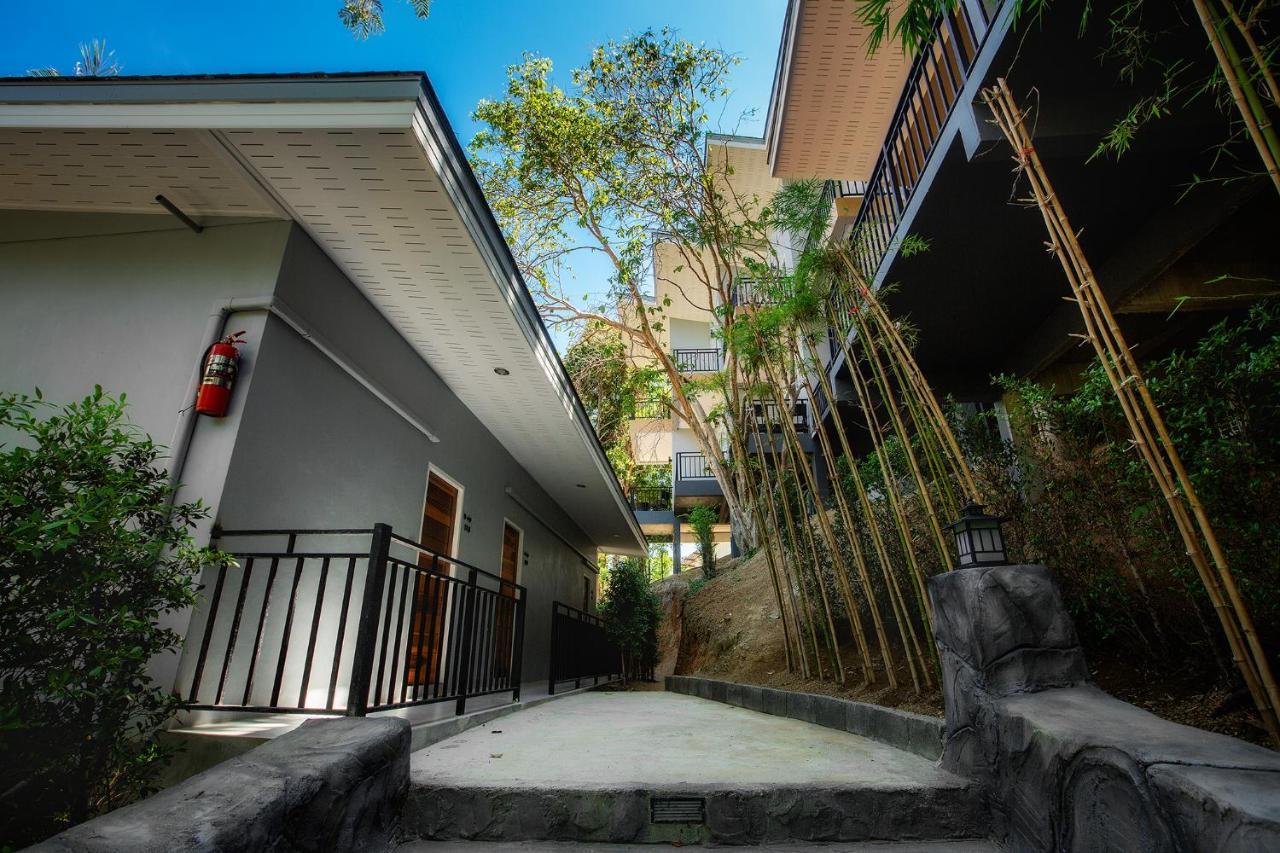 U Rip Resort Phi Phi Hotel Kültér fotó