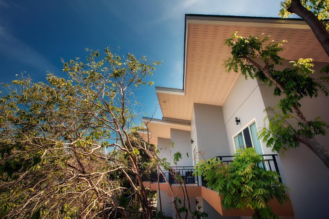 U Rip Resort Phi Phi Hotel Kültér fotó
